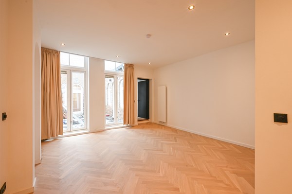 Medium property photo - Oog In 'T Zeilstraat, 2512 CC Den Haag